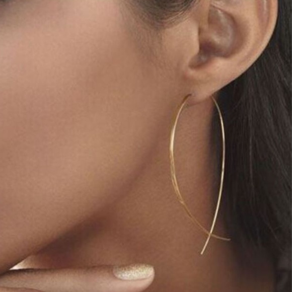Gold and Silver Simple Geometric Curved Earring - Picture 3 of 4